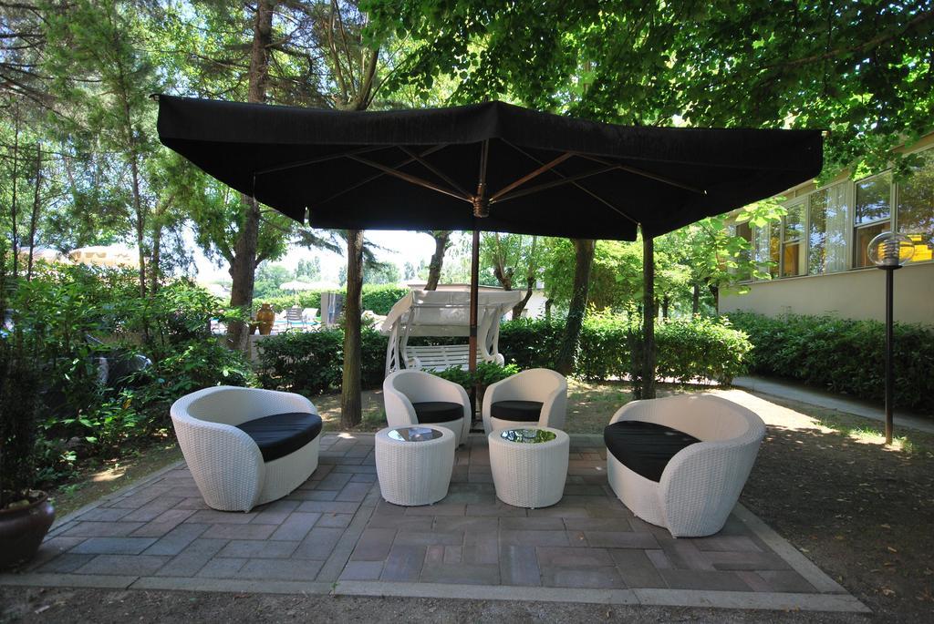 Hotel Plutone Cervia Eksteriør billede