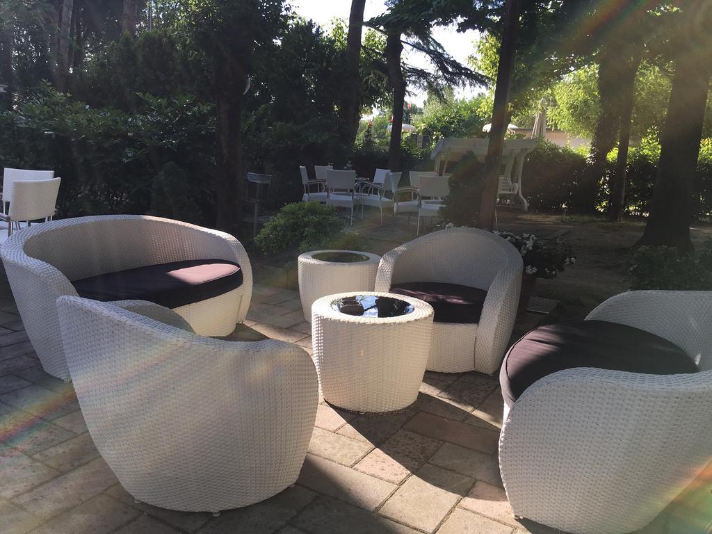 Hotel Plutone Cervia Eksteriør billede